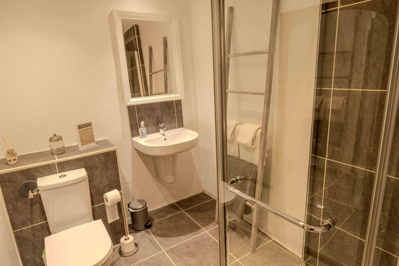 La Ferme – Privates Badezimmer von Zimmer 2