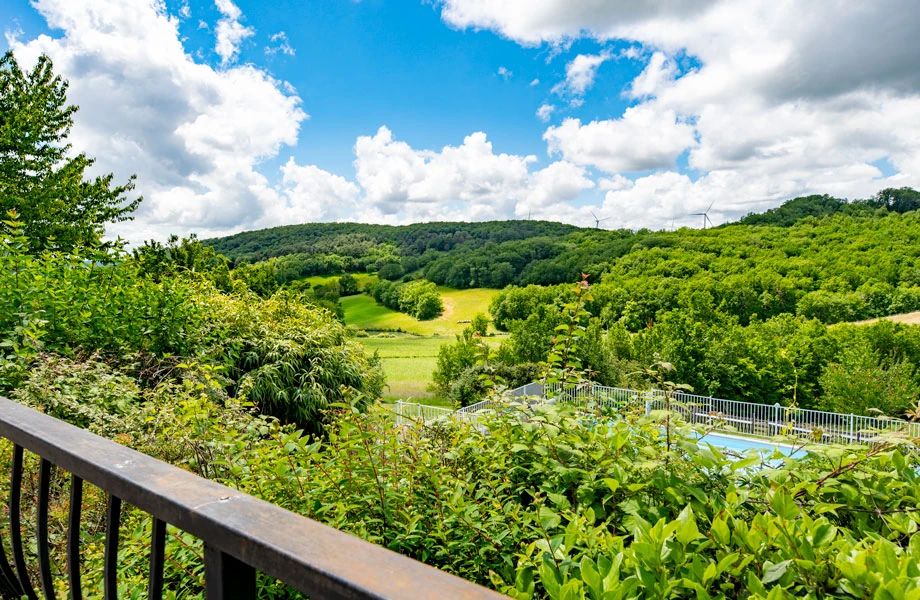 La Ferme – Terrasse und Aussicht